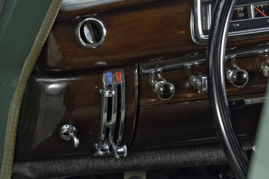  Mercedes-Benz S-Class 1955 года  (фото 13 из 14)